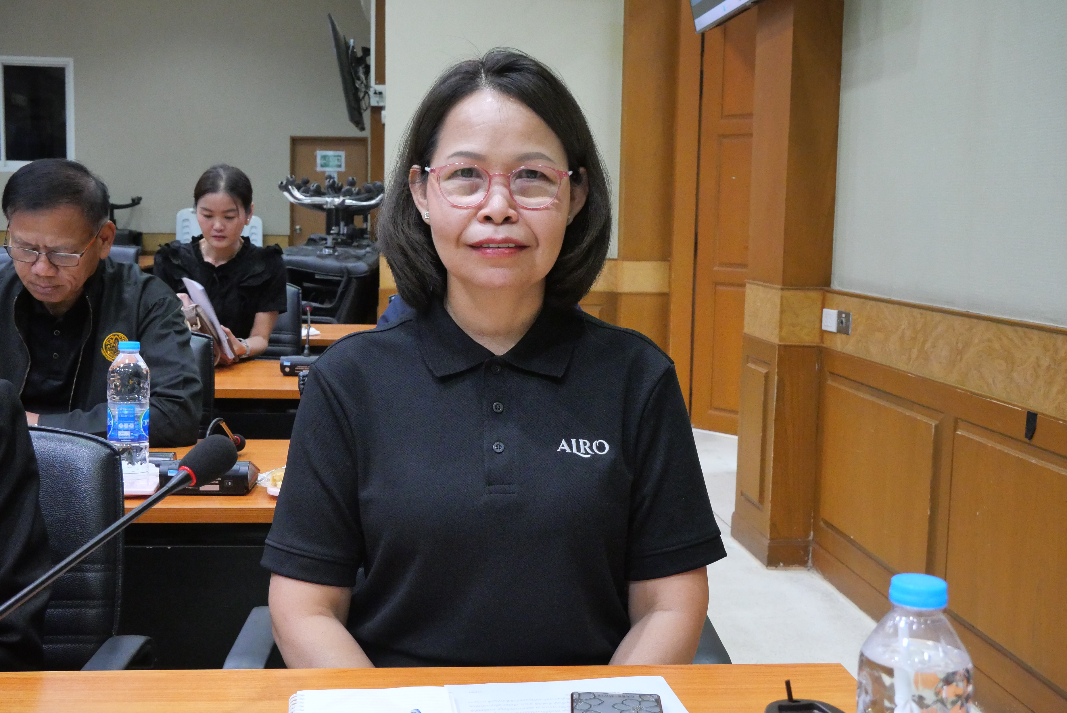 title - เลขาธิการ ส.ป.ก. เปิดการประชุม “สร้างความเข้าใจในการดำเนินโครงการและให้คำชี้แจงเกี่ยวกับการรวบรวม การเก็บข้อมูลเพื่อ ใช้ในการจัดทำแผนกำหนดตำแหน่ง เพื่อปรับปรุงการกำหนดตำแหน่งเป็นระดับสูงขึ้น ของ ส.ป.ก.”